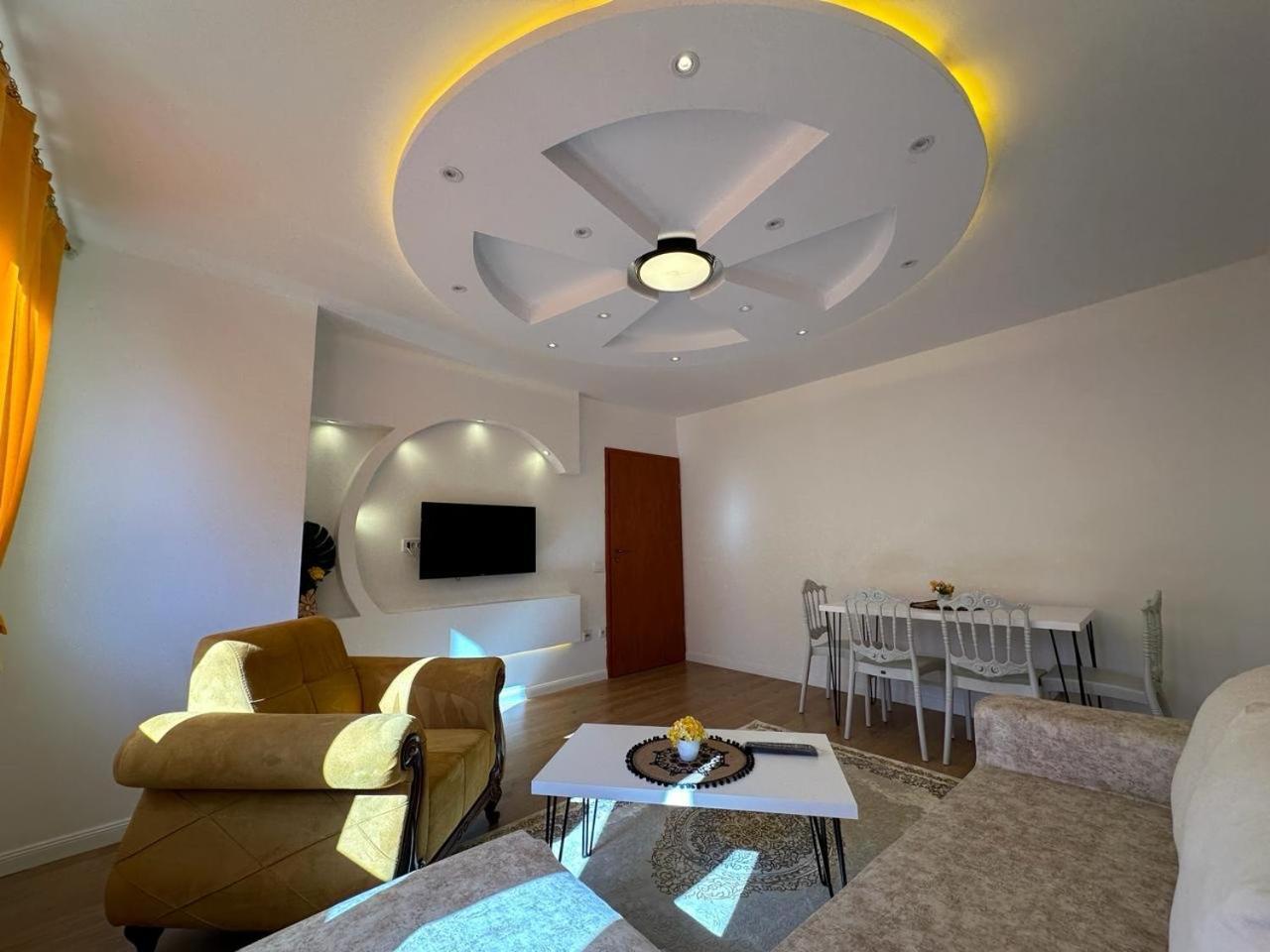 38 Apartment 2 พริสตีนา ภายนอก รูปภาพ